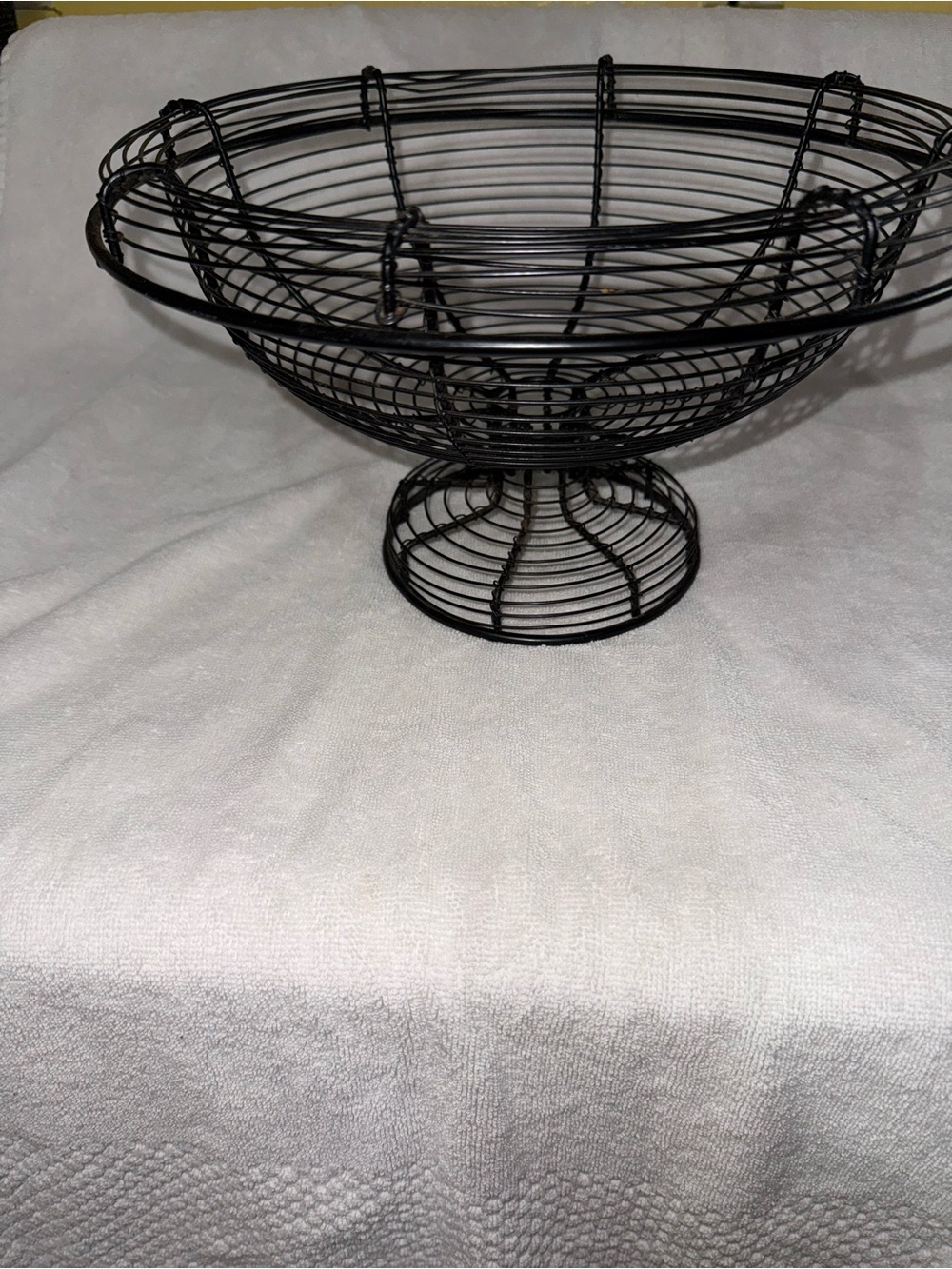 Black Wire Pedestal Fruit Bowl